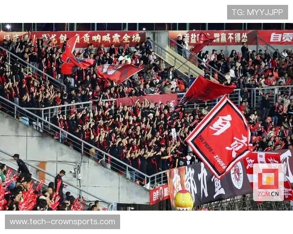 国际足坛风云再起，多项赛事激战正酣球迷热情高涨